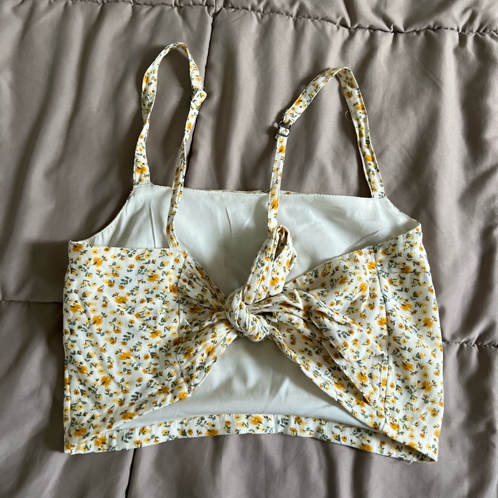 Hollister Floral Crop Top Tie-Back